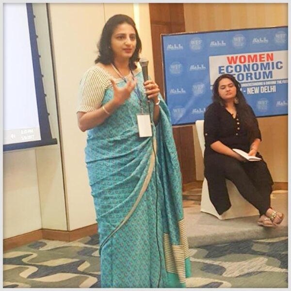 Ridhi Bahl - delhi astrologer, vastu services in india and abroad