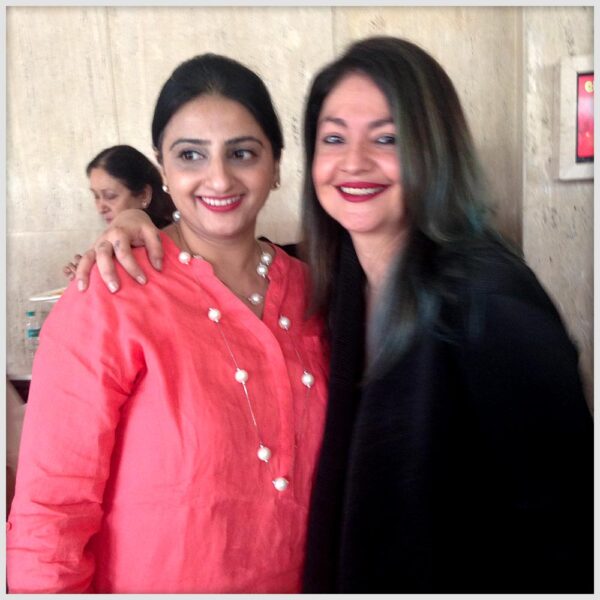 Ridhi Bahl - delhi astrologer, vastu services in india and abroad